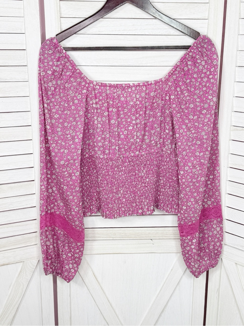 American Eagle Floral Smocked Puff Sleeve Crop Top Pink Medium Cottagecore - Picture 8 of 12